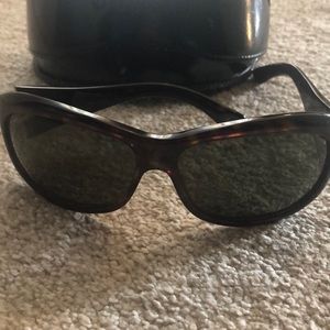 Authentic Gucci sunglasses